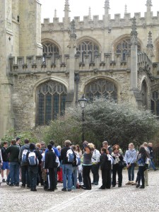 Oxford var sig likt med horder av franska och spanska tonåringar. Lite förre än i somras, men tillräckligt för att man ska tröttna.