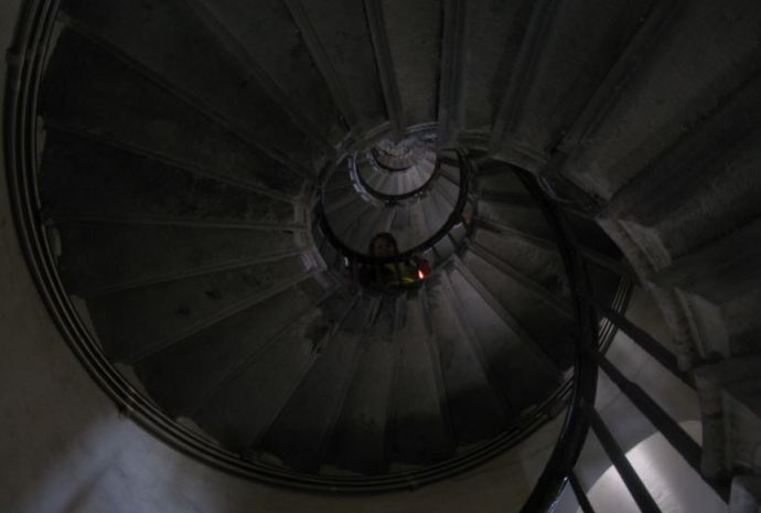 Ungefär halvvägs upp för de 311 trappstegen.