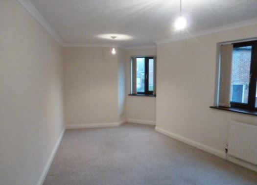 Vardagsrummet på bottenvåningen kommer vi ha som matrum.