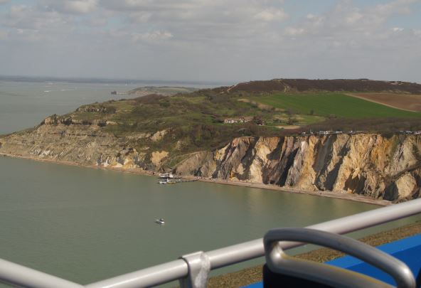 Sandbankarna runt nästa hörn är kända för sina många färger. Ca 20 gula, bruna, röda, grå och svarta nyanser.