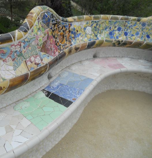 Självklart fick de se den kända mosaik-parken och K tog flera fina bilder till mig.